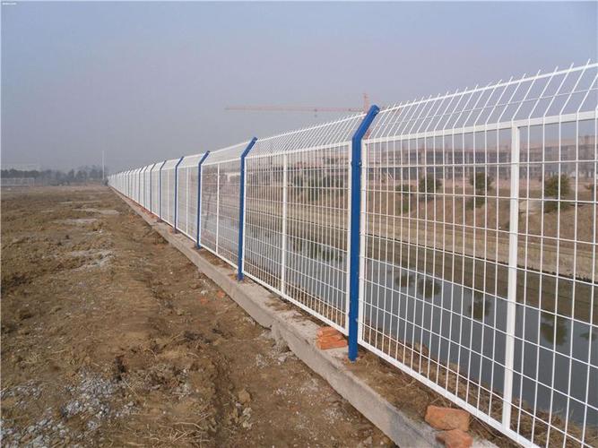 上海市最新供应信息小区围墙护栏网采购-移动中科商务网